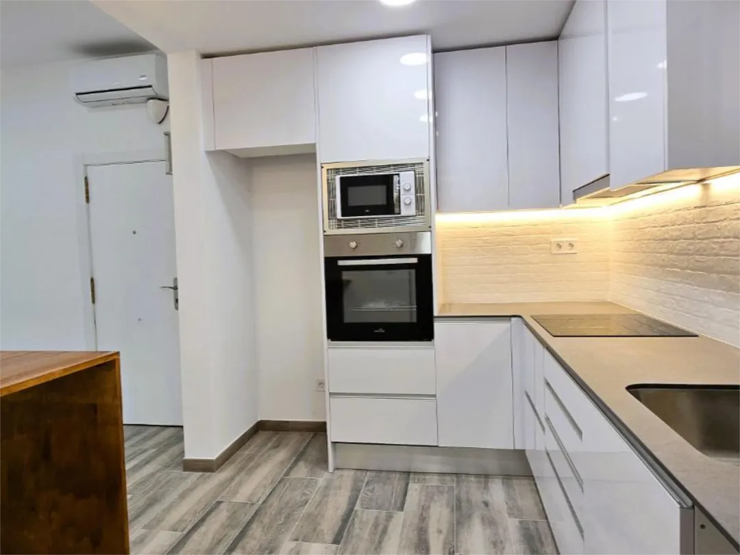 Piso en  Carrer de Concepción Arenal 144 - Foto 6