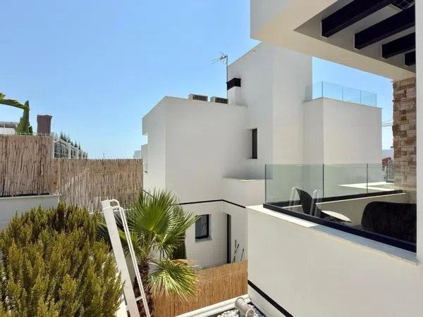 Casa o chalet independiente en Calle de Xeraco, 17, Balcón de Finestrat-Terra Marina, Balcón de Finestrat-Terra Marina - Foto 11