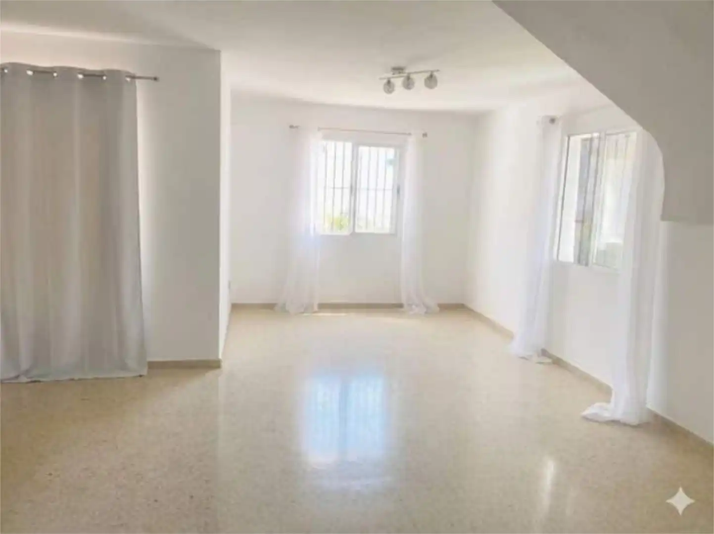 Chalet en Nueva Atalaya ( Estepona ) ESTE - Foto 8