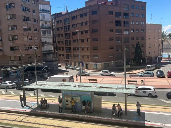 Piso en avenida Juan Carlos I, 6