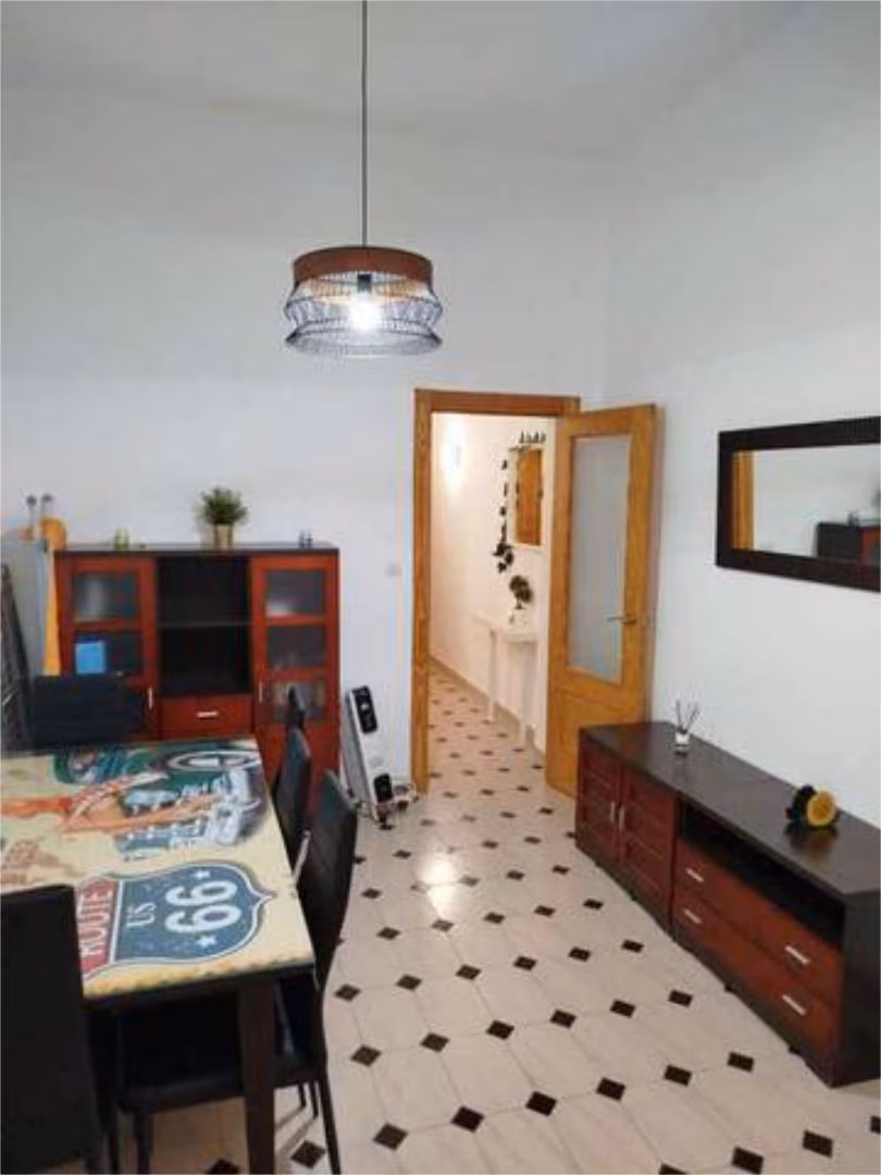 Piso en Ciudad Jardín - Foto 2