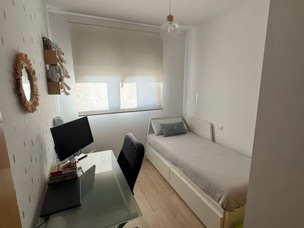 Piso en calle Cirilo Martínez Novillo, 37