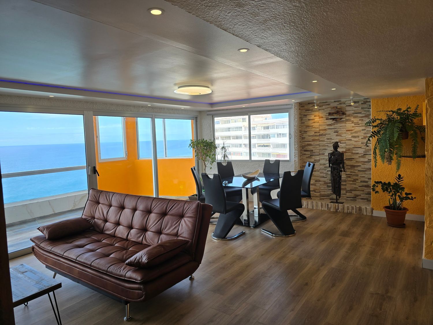 Piso en calle Las Palmeras, 24 - Foto 1