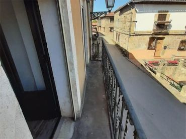 Casa adosada en  Calle Burgos 18 - Foto 1