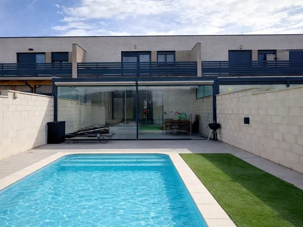 Chalet adosado en Las Cañas - Foto 2