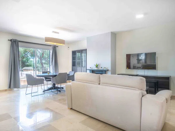 Piso en Urbanización Los pinos de aloha, 8 - Foto 5