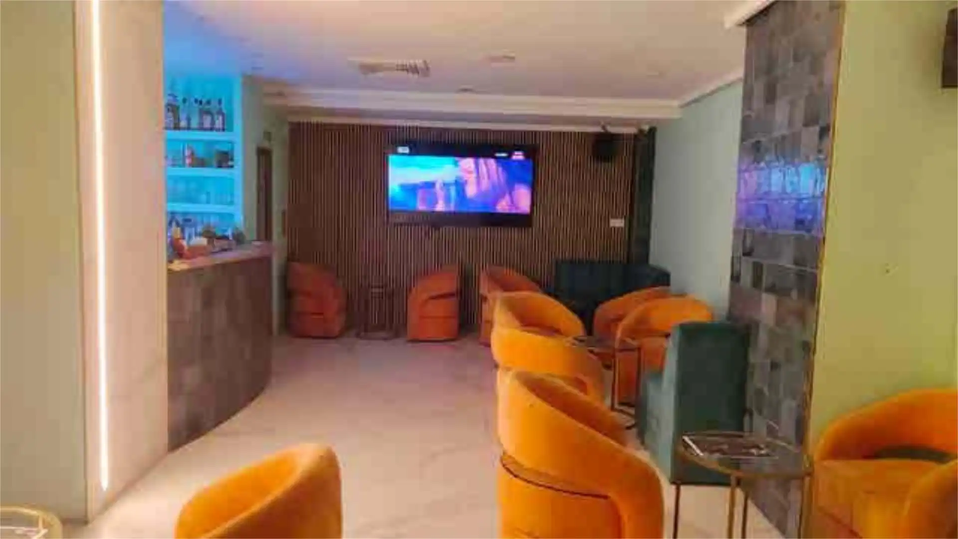 Local comercial en Chamartín - Foto 3