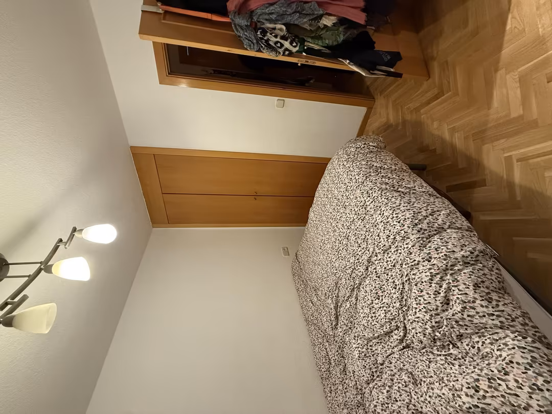 Piso en  Calle de Suecia 83 - Foto 7