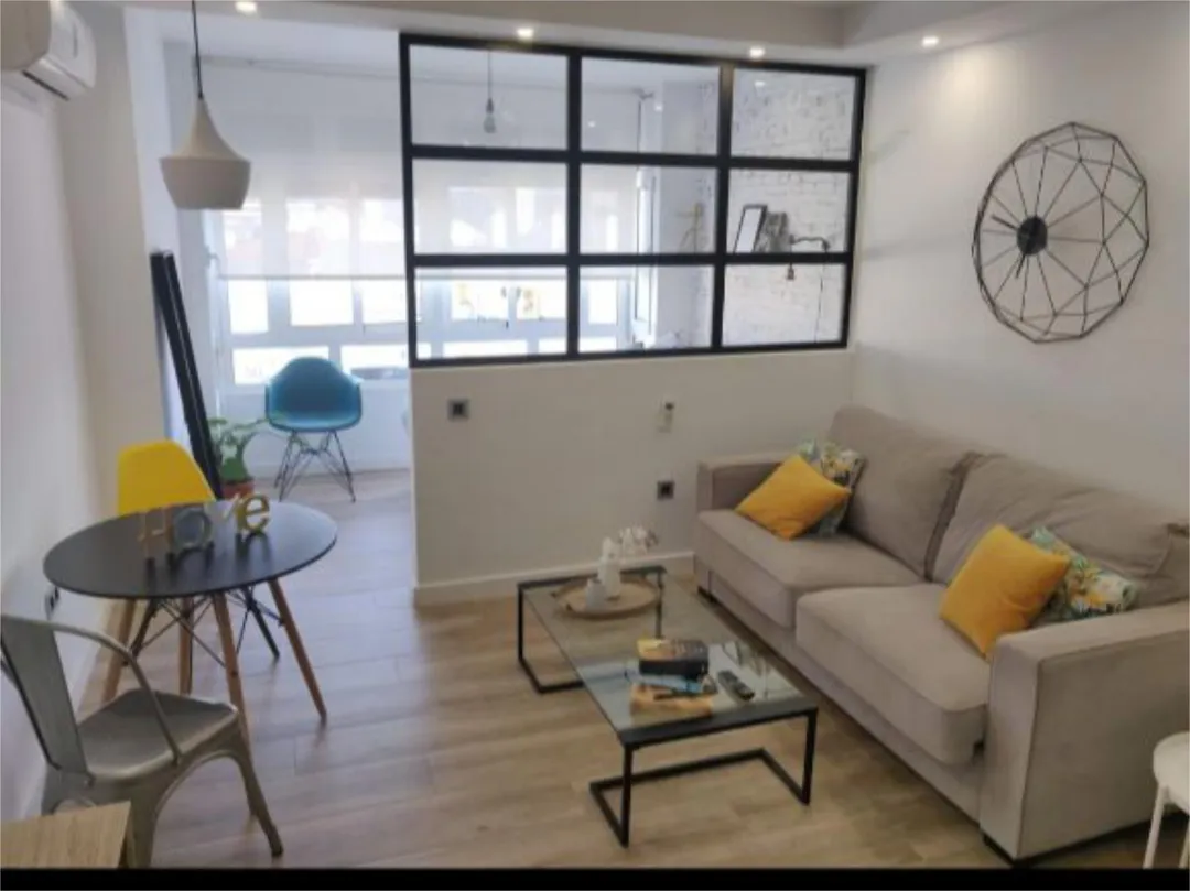 Piso en  Calle Campillos 4