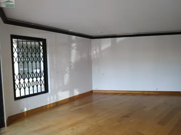 Local comercial en Sant Just Desvern - Foto 13
