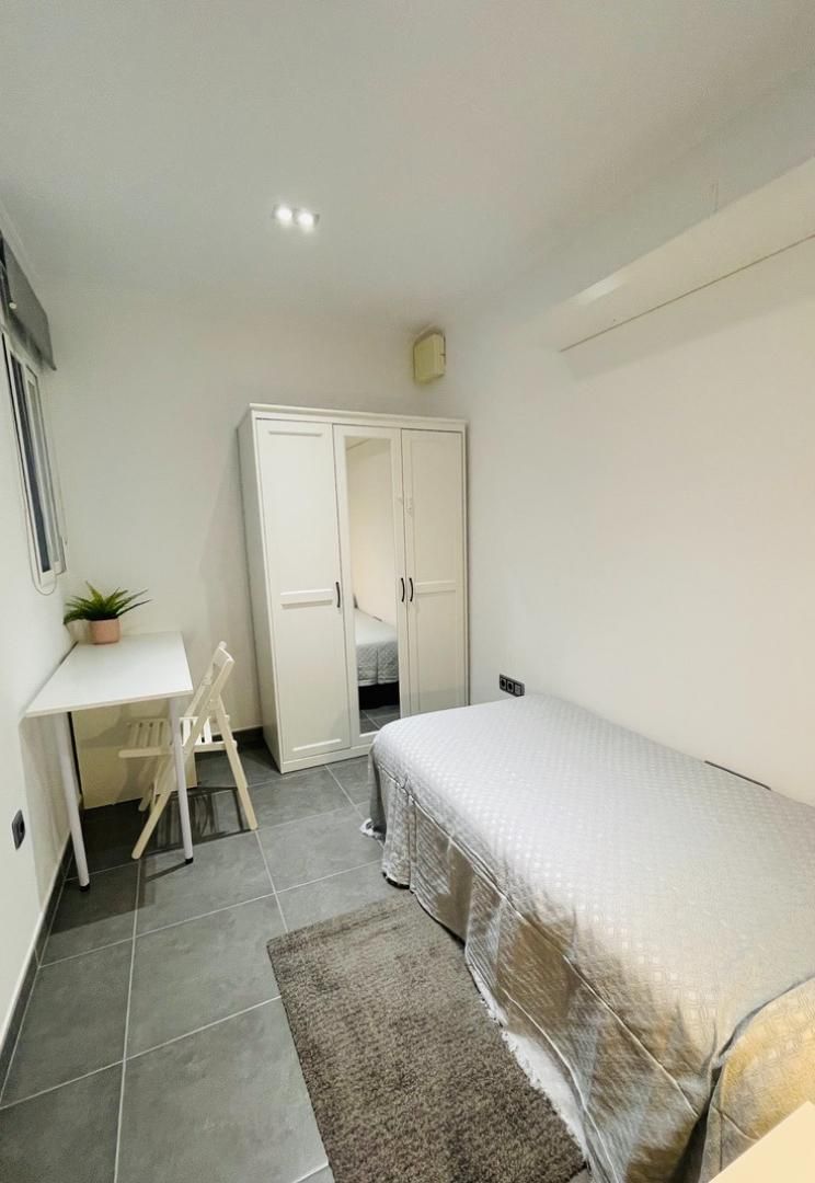 Piso en  Carrer de Dalt de la Mar 71 - Foto 5