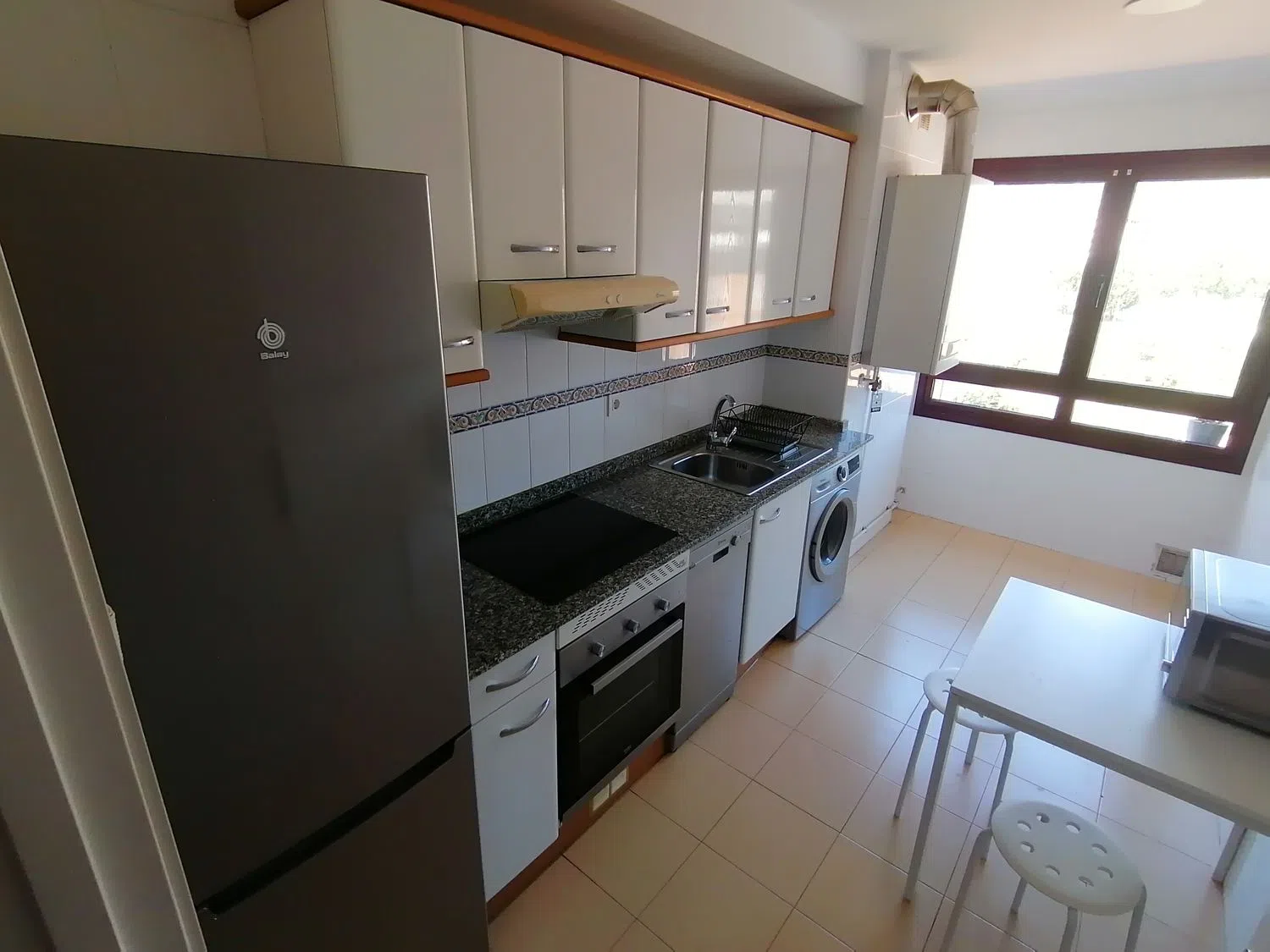 Piso en calle José María Martínez Cachero, 33 - Foto 2