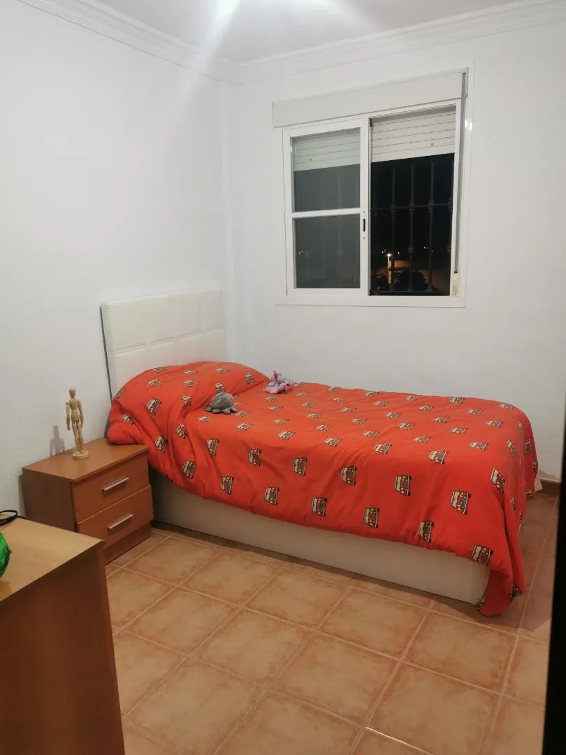 Piso en  Calle Montelirio 10 - Foto 4