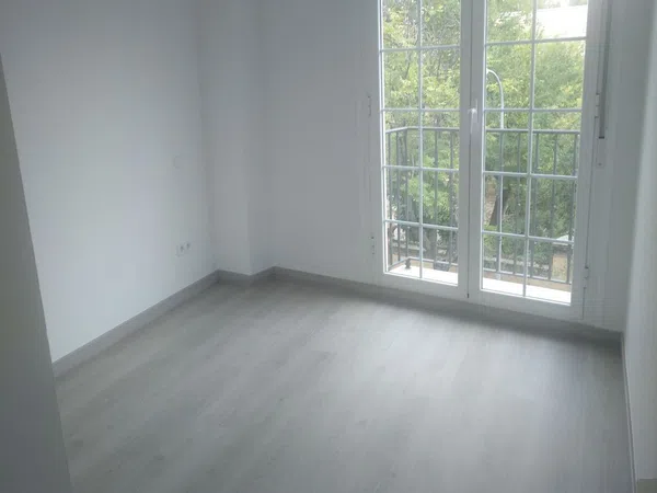 Piso en avenida de Carabanchel Alto, 78