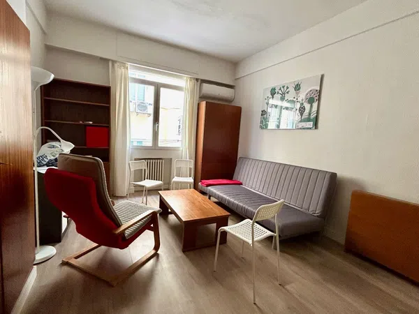 Estudio en plaza de San Juan de la Cruz, 7 - Foto 1