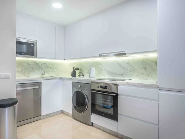 Piso en Urbanización Los pinos de aloha, 8 - Foto 7
