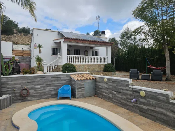 Casa rural en Calle les Mallaes s/n - Foto 1