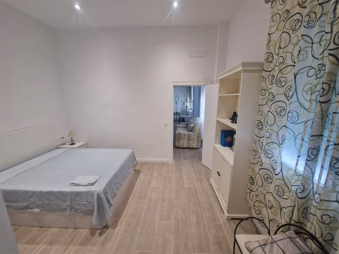 Apartamento en  Calle Frailes Cartujos 3 - Foto 5