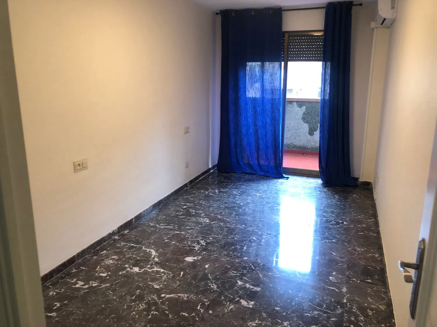 Piso en avenida Juan Carlos I, 9 - Foto 7