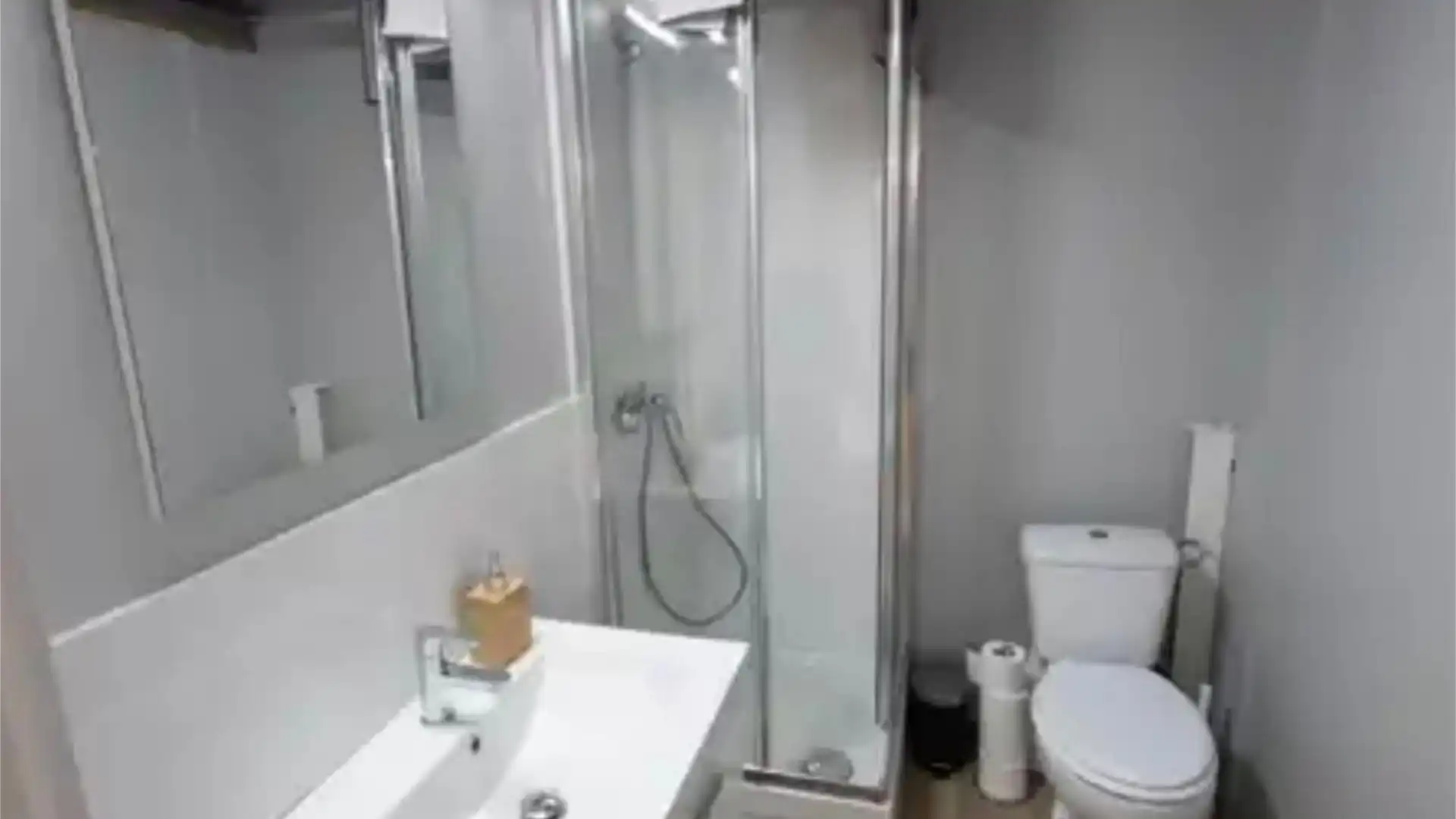 Piso en  Carrer de Sant Pere Més Baix 28 - Foto 25