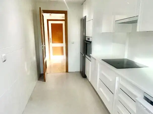 Piso en  Avenida Francisco Jiménez Ruiz 20 - Foto 4
