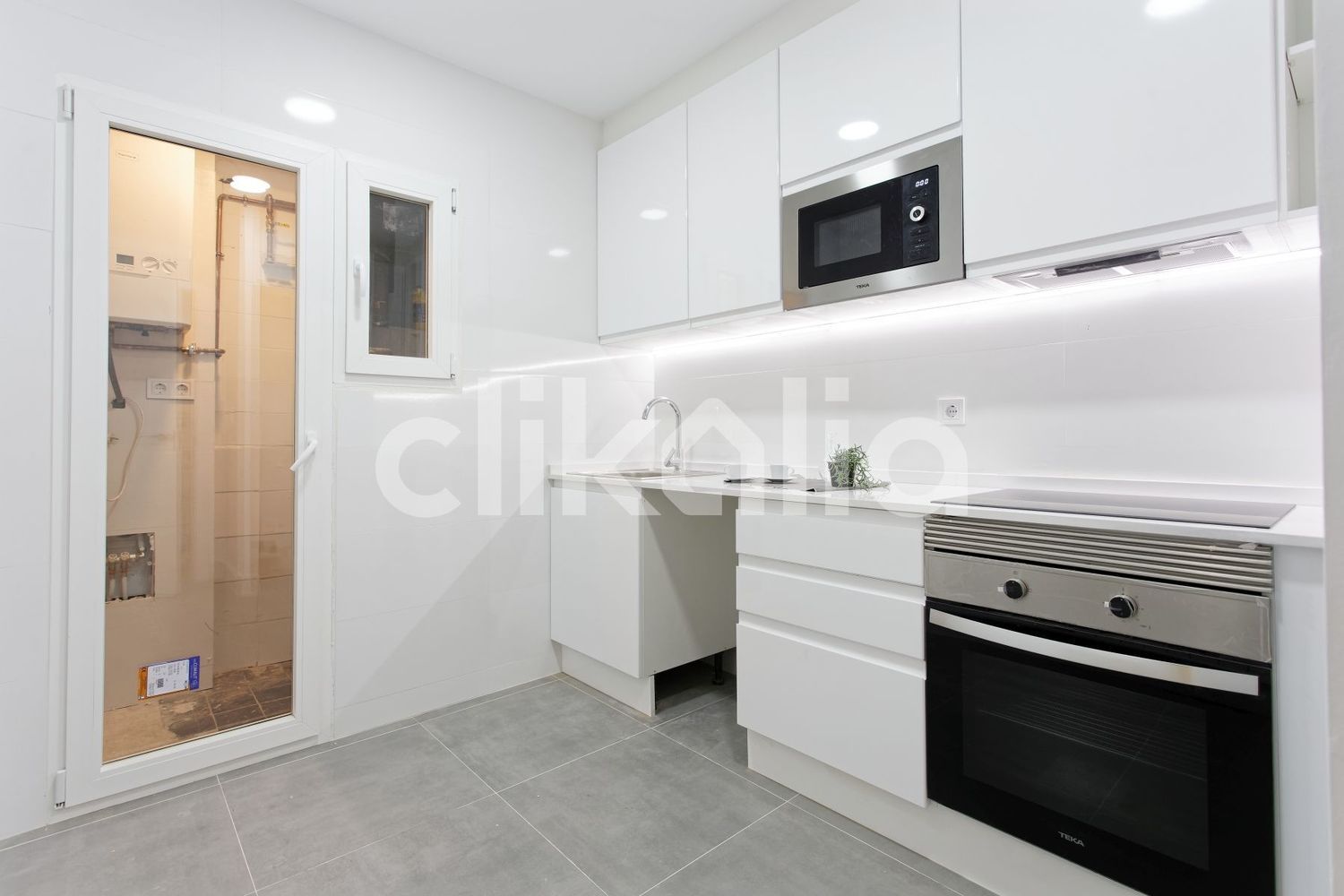 Piso en calle de Trafalgar - Foto 15