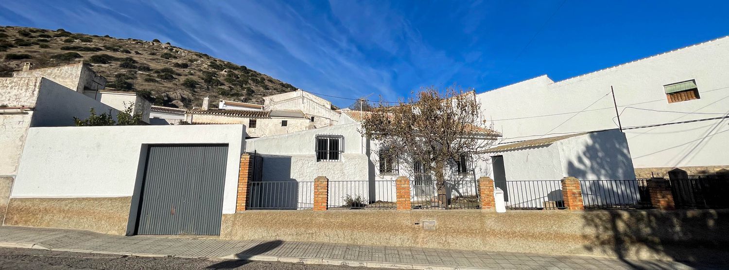 Casa rural en Plaza Doctor Ruiz Castillo, 3, Bobadilla - Bobadilla Estación - La Joya - Foto 2