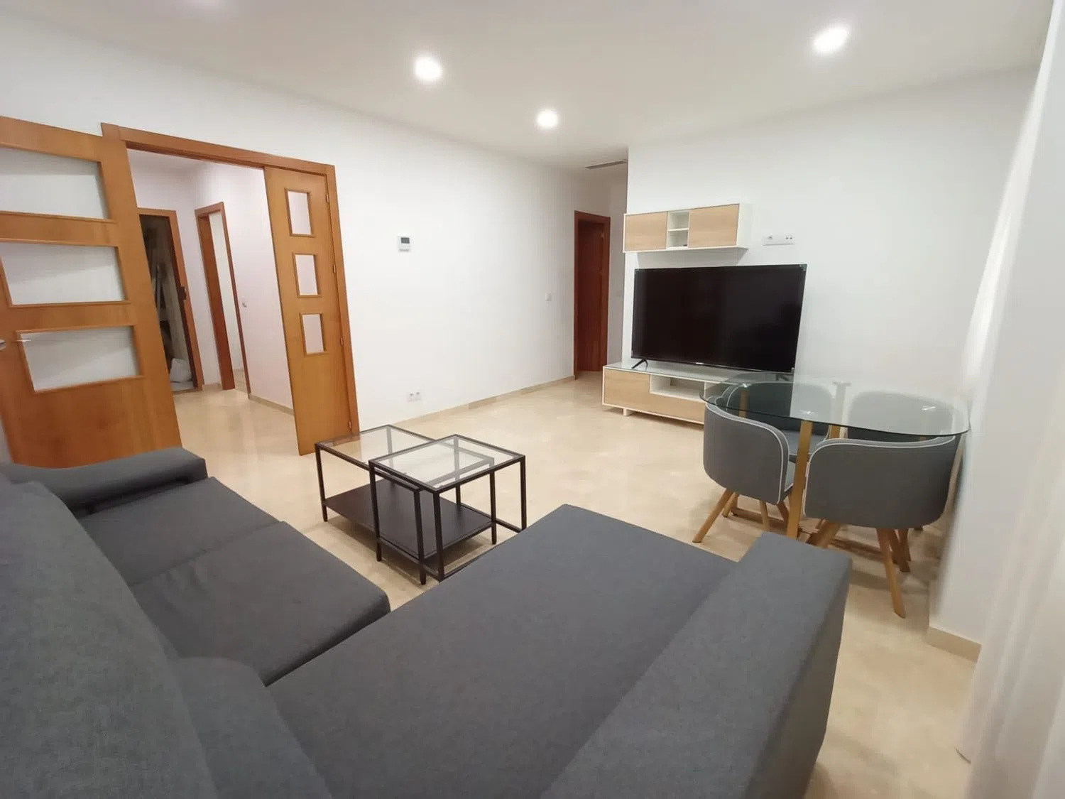 Piso en calle Castillo de Alcala de Guadaira, 21 - Foto 1