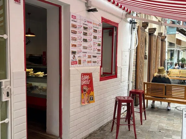 Local en Cafetería en Plaza de los Mártires Ciriaco y Paula, 4, Centro Histórico - Foto 1