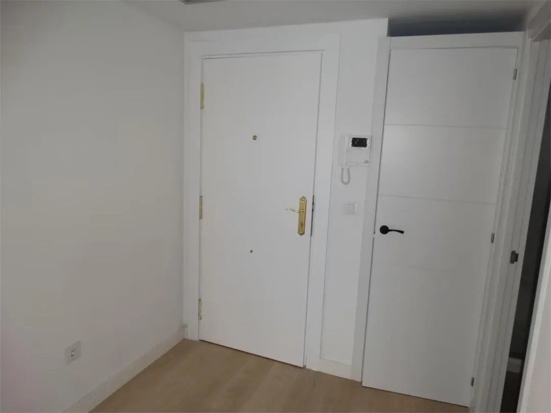 Piso en  Plaza Moreno 9 - Foto 2