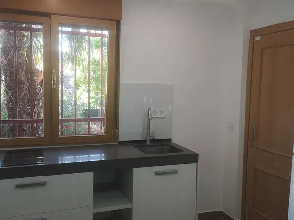 Estudio en calle Encinar, 23