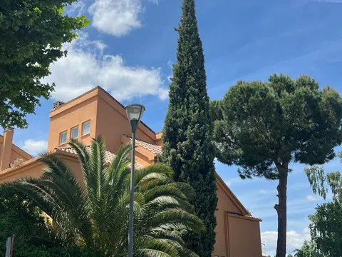Casa independiente en calle Isla de Alborán, 32