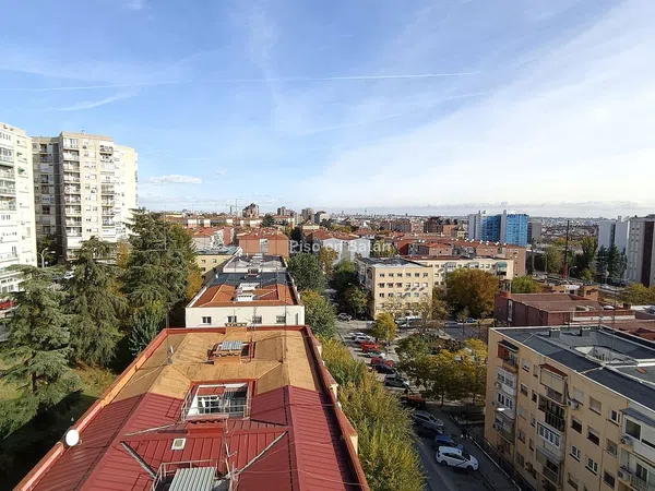 Piso en calle de Villamanín, 39