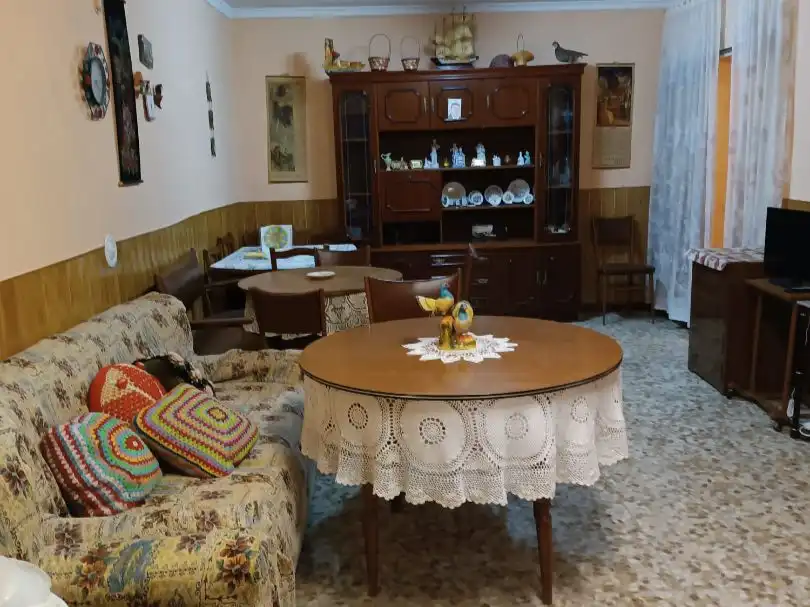 Casa adosada en  Avenida del Imperio Romano 74 - Foto 7