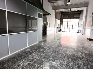 Local comercial en  Carrer de la Mare de Déu de Lorda - Foto 16