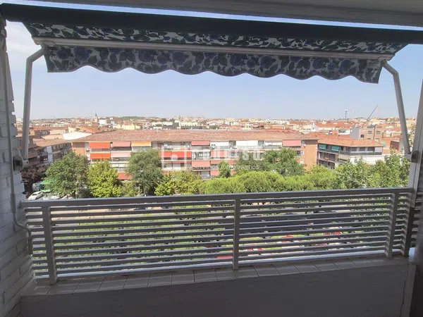 Piso en Juan de la Cierva - Foto 7