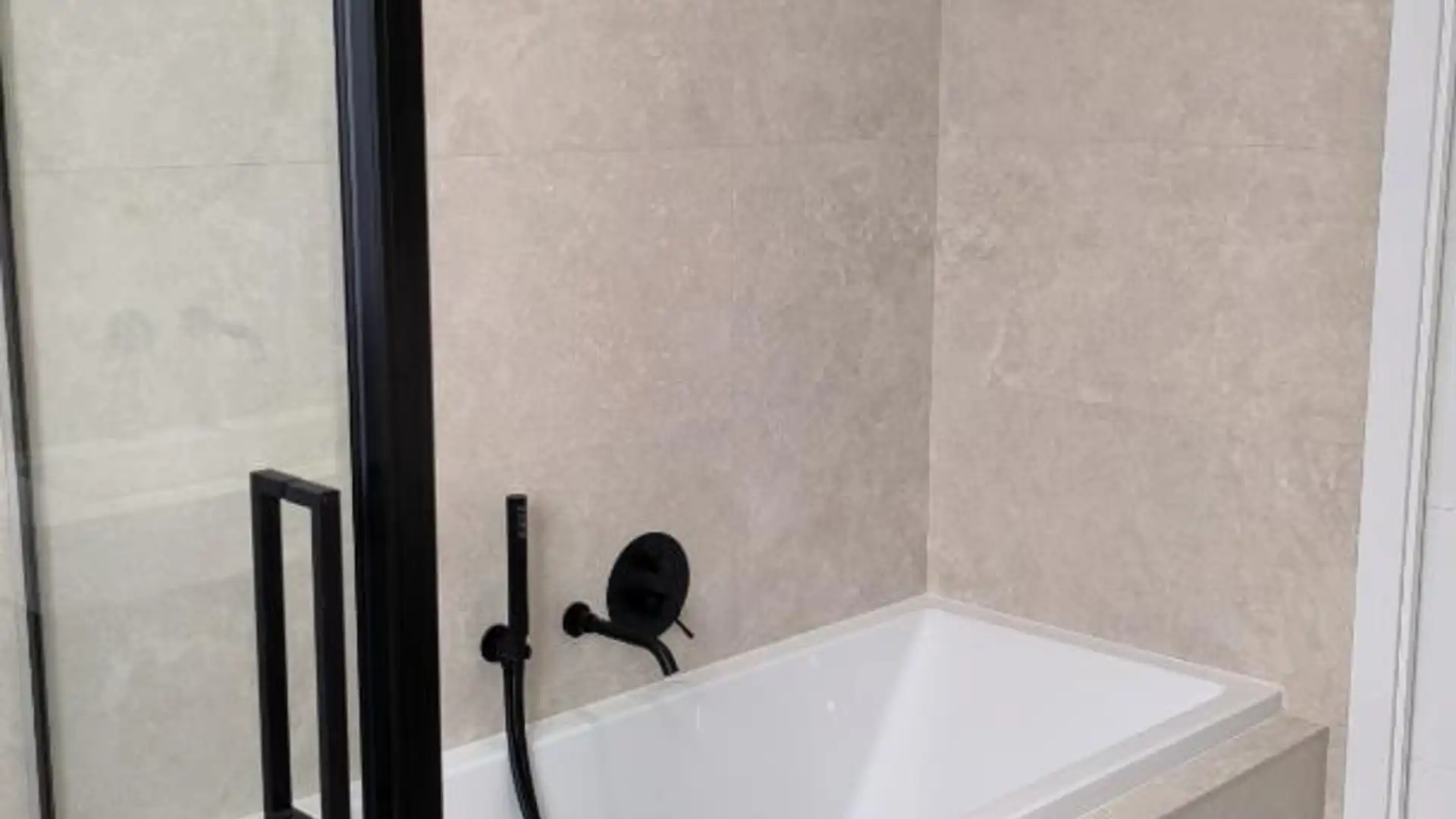 Piso en  Carrer de Gaspar Torrella 9 - Foto 12