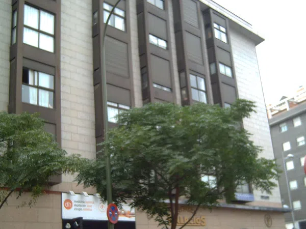 Estudio en calle Sor Angela de la Cruz, 43