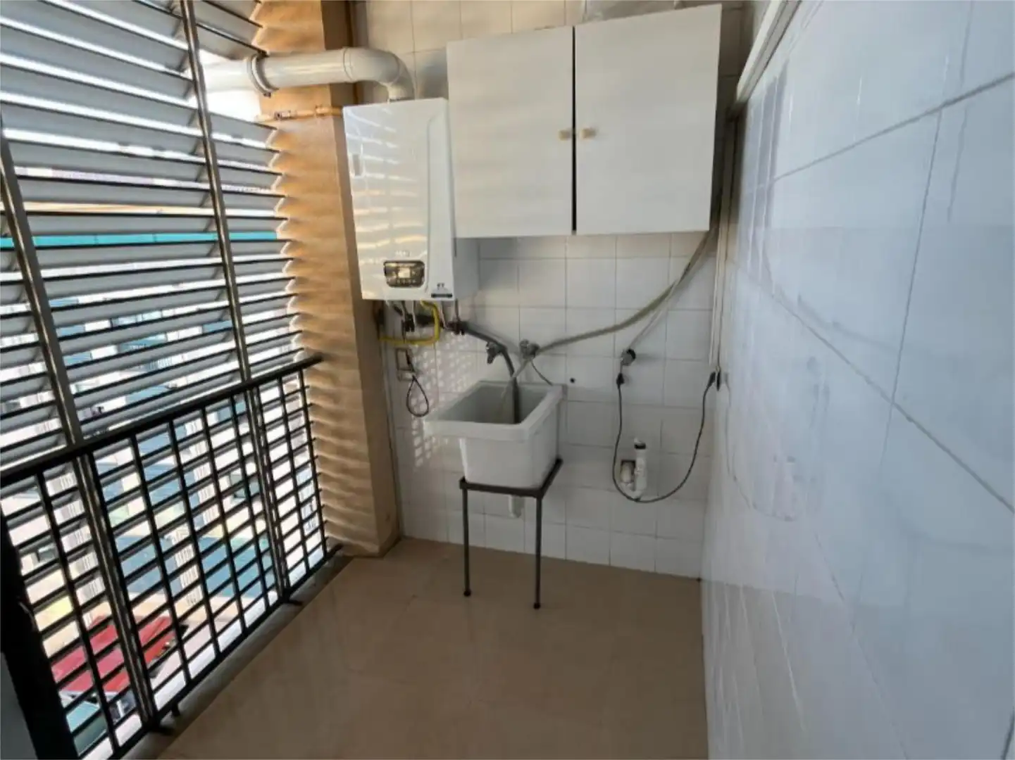 Piso en  Carrer de Josep d'Oleza 4 - Foto 23