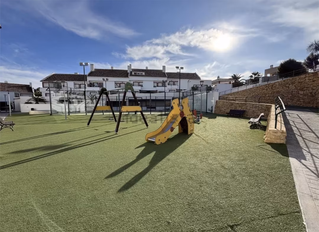 Casa adosada en  Avenida Conrado Albaladejo 39 - Foto 14