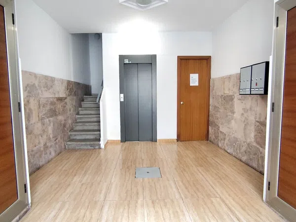 Piso en Calle Vint-I-Tres Baix, 1 - Foto 3