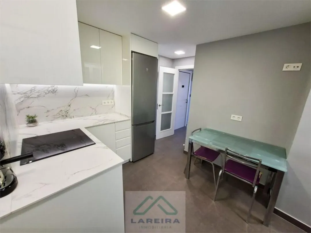 Piso en  Rúa do Conde de Torrecedeira 58 - Foto 3