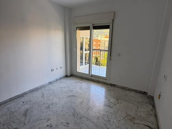 Piso en Paseo de Miramar - Foto 33