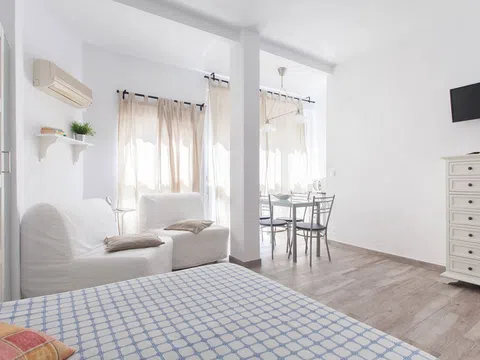 Estudio en rambla de Méndez Núñez, 43 - Foto 1