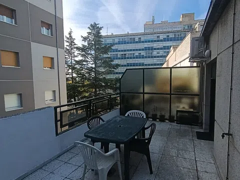 Ático en avenida de los Maristas, 11