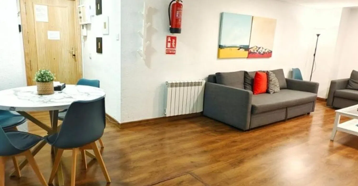 Piso en C. de la Montera, 33 - Foto 2