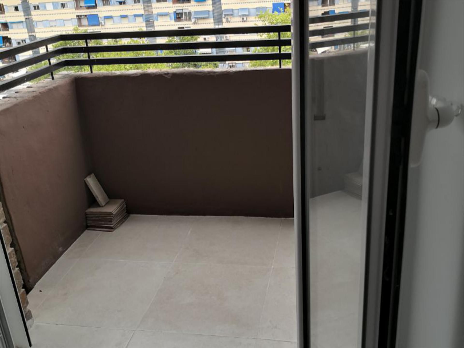 Piso en  Carrer de Miguel Servet 15 - Foto 5