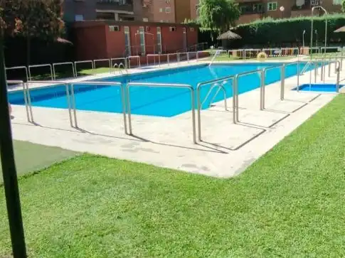 Piso en  Avenida de Baunatal 24 - Foto 2