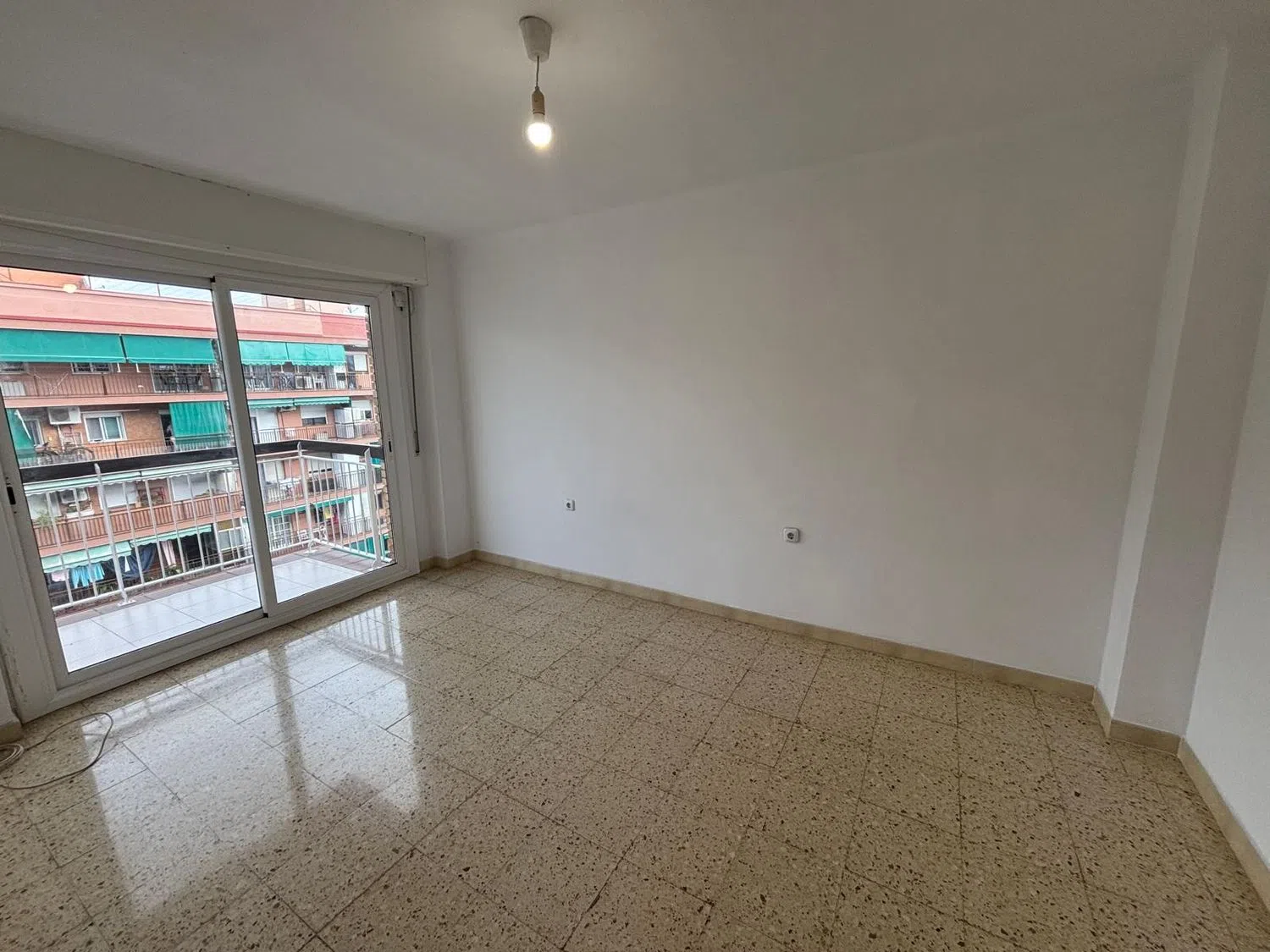 Piso en avenida de Can Serra, 90 - Foto 2