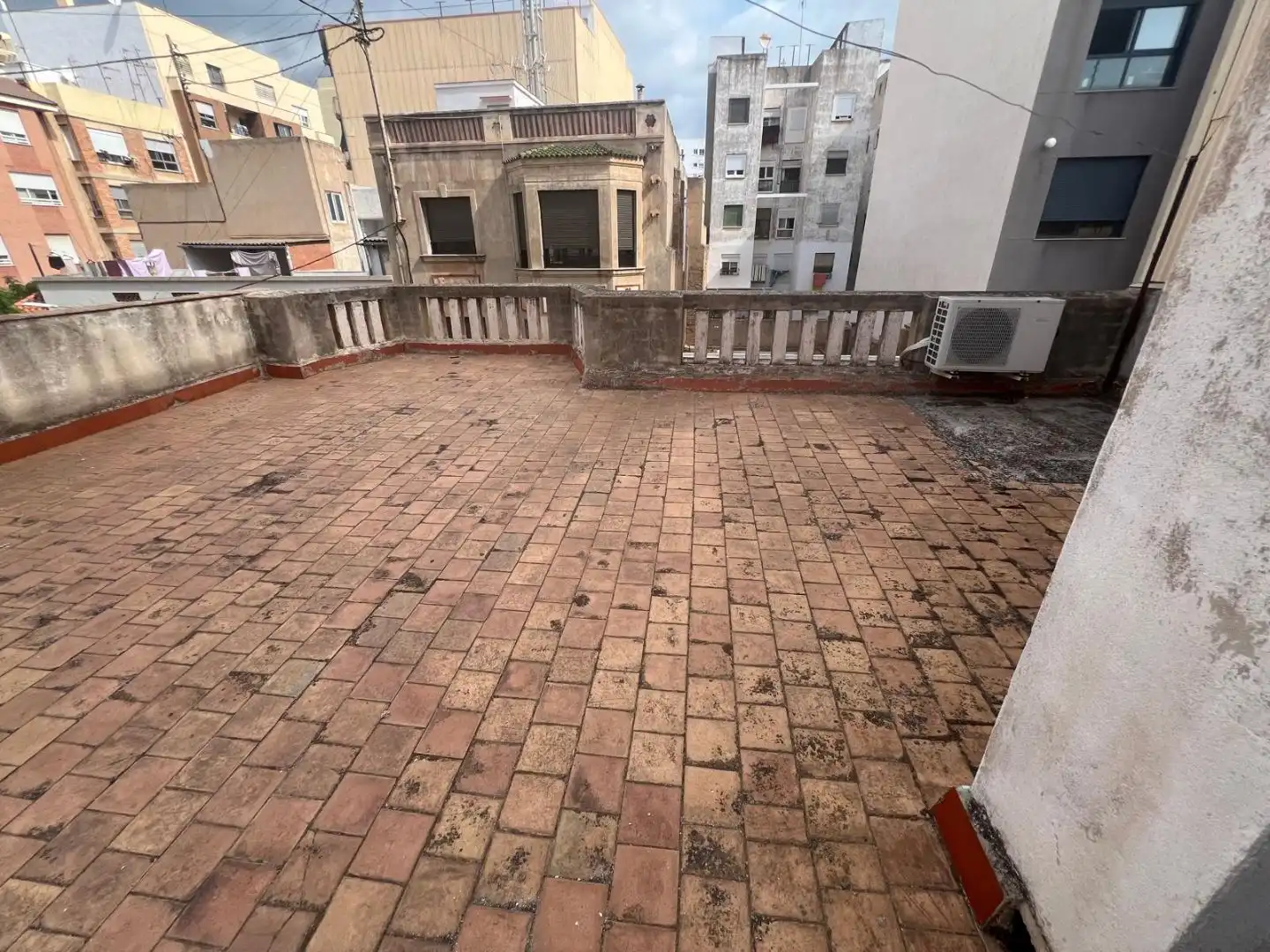 Piso en  Carrer de Jordi Juan 99 - Foto 31